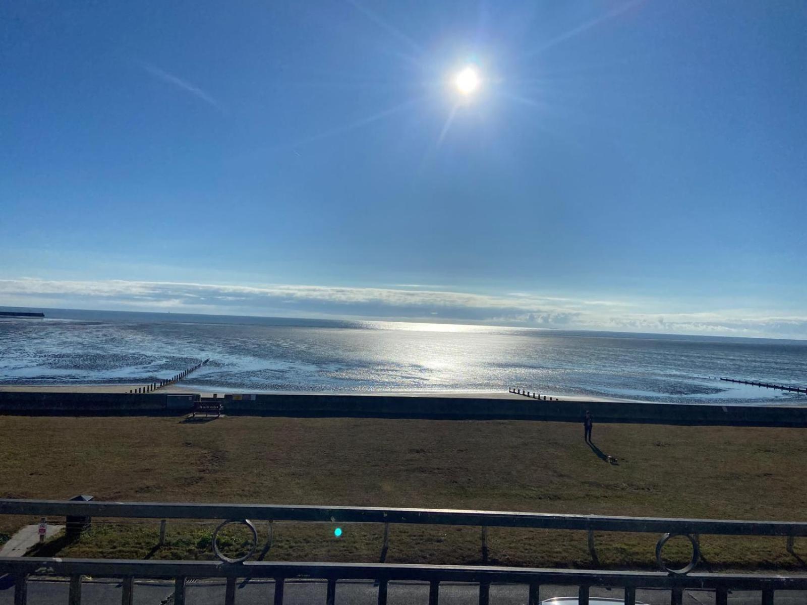 Stunning 2 Bed Apartment With Sea Views Littlestone-on-Sea Экстерьер фото